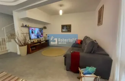 Casa em condomínio no urbanova, 3 dormitórios e 1 suíte, com piscina!