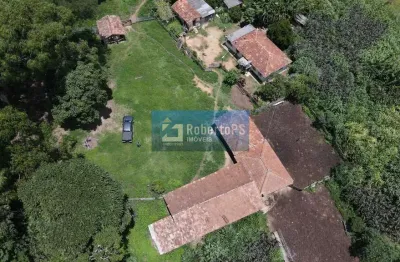 Fazenda à venda no centro de bom jardim de minas-mg: 4 quartos, 1 suíte, 1 sala, 2 banheiros, 2 vagas de garagem, 25.000m² de área.