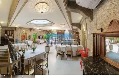 Maravilhoso hotel estilo medieval à venda no estado do rio de janeiro