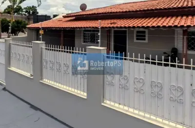 Casa com 2 quartos 1 suíte e 100m2 de construção no Jardim Oriente