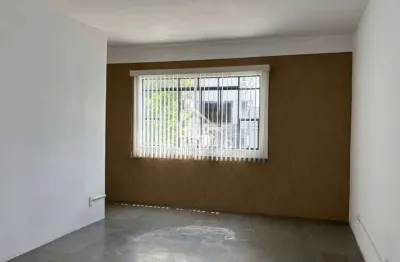 Aluguel de prédio comercial no centro de sorocaba-sp: 3 salas, 1 banheiro