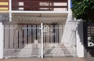 Casa com 3 quartos à venda na Rua Adelina Pannunzio, 159, Jardim Siriema, Sorocaba