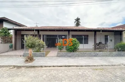 Casa com 4 quartos à venda no garcia, blumenau , 270 m2 por r$ 899.000