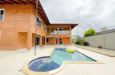 Casa com 5 quartos à venda no garcia, blumenau , 420 m2 por r$ 1.950.000