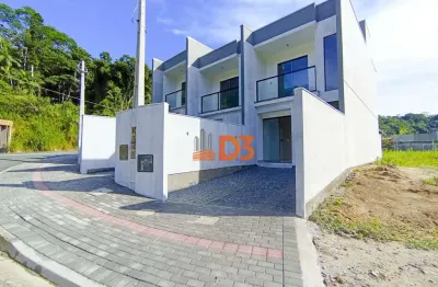 Casa com 2 quartos à venda no Velha Central, Blumenau , 74 m2 por R$ 429.990