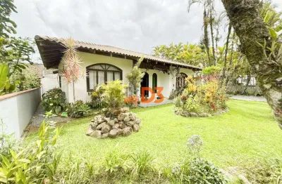 Casa com 5 quartos à venda no Itoupava Central, Blumenau  por R$ 799.990