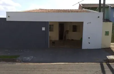Casa com 3 quartos à venda no Colúmbia, Londrina 