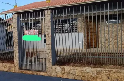 Casa com 3 quartos à venda na Rua Carlos Pavan, Jardim Império do Sol, Londrina