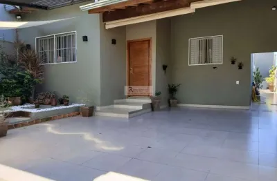 Casa com 3 quartos à venda na Rua Sevilha, Jardim Europa II, Indaiatuba, 250 m2 por R$ 1.080.000