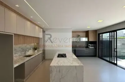 Casa de Luxo em Condomínio à Venda em Indaiatuba-SP  3 Quartos, 3 Suítes, 1 Sala, 5 Banheiros, 4 Vagas, 200m².