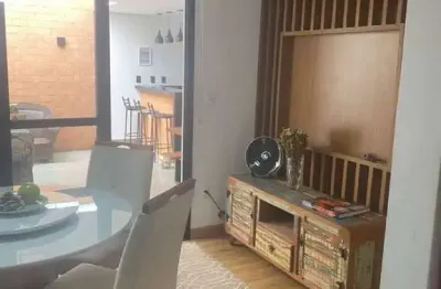 Casa em Condomínio à Venda em Indaiatuba-SP: 3 Quartos, 1 Suíte, 2 Vagas de Garagem no Jardim Bela Vista