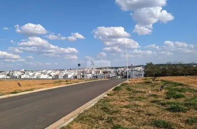Venda de terreno de 300m² no  condomínio maria cândida, na cidade de indaiatuba. com 300metros quadrado por rs 550.000.00, plano, sol da manha