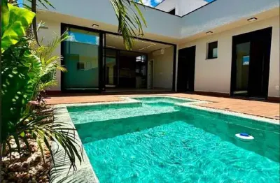 Casa de alto padrão em condomínio à venda em Indaiatuba-SP com piscina: 3 quartos, 3 suítes, 1 sala, 4 vagas e 220m² de área.