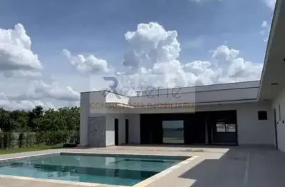 Casa em condomínio de luxo em Indaiatuba-SP: 4 quartos, 1 suíte, 5 banheiros, 4 vagas de garagem - Imperdível!