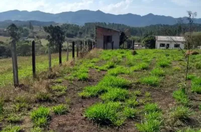 Terreno à venda no Pinheirinho, Taubaté 