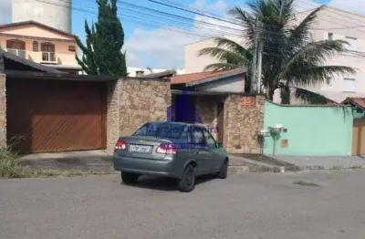 Casa com 3 quartos à venda no Residencial Estoril, Taubaté 