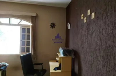 Casa com 2 quartos à venda no Residencial Estoril, Taubaté 
