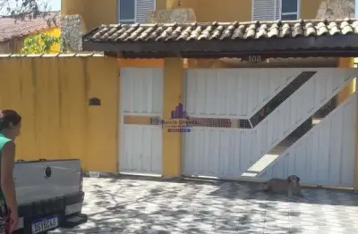 Casa com 4 quartos à venda no parque bandeirantes, taubaté  por r$ 700.000