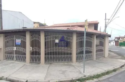 Imperdível! casa para locação em taubaté-sp, parque aeroporto. 2 quartos, 2 salas, 1 banheiro, 3 vagas e 130m².