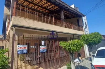 Casa com 6 quartos à venda no jardim califórnia, taubaté , 300 m2 por r$ 550.000
