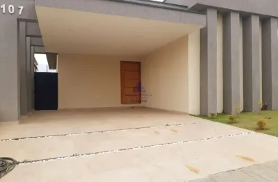 Casa venda em cond. com 3 dormitórios, 1 suíte master,  e quintal amplo.