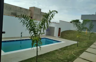 Imperdível oportunidade: casa à venda em taubaté-sp, barreiro. 2 quartos, 1 suíte, 2 banheiros, 5 vagas de garagem, 130m².