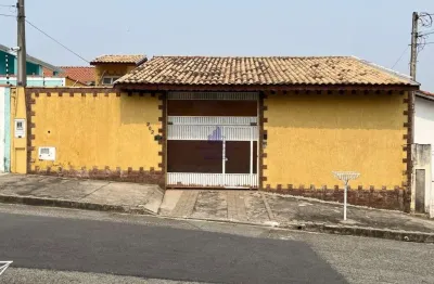 Venda de casa no bosque da saúde, taubaté-sp: 3 quartos, 1 suíte, 2 salas, 2 banheiros, 1 vaga, 62,70m² de área.