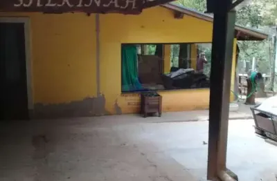 Chácara à venda em taubaté-sp, bairro pouso frio: 5 quartos, 1 suíte, 3 salas, 3 banheiros, 2 vagas de garagem, 100m² de área.