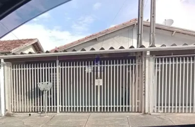 Imperdível oportunidade: casa à venda em taubaté-sp, no bairro parque são luís, com 2 quartos, 1 sala, 1 banheiro, 2 vagas de garagem e 115,00m².