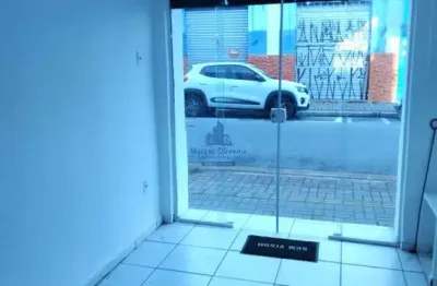 Ótima oportunidade de ponto comercial para locação no centro de taubaté-sp: 3 salas, 1 banheiro e 70,00 m² de área!