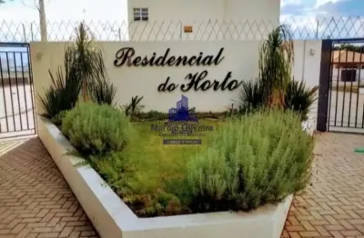 Apartamento a vendo no bairro do parque paduan. com piscina e elevador. valor 230 mil.