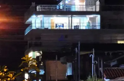 Luxuosa cobertura à venda em ubatuba-sp, barra da lagoa: 4 quartos, 3 suítes, 3 salas, 5 banheiros, 3 vagas e 300m².