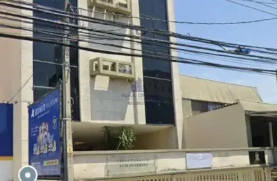 Sala comercial para locação no centro de taubaté-sp  2 salas, 1 banheiro, 56m² de área