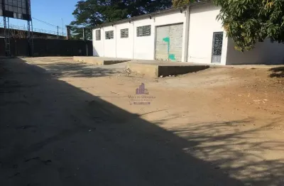 Alugue agora galpão comercial de 400m² com cozinha, 1 banheiro  e escritório em taubaté-sp, jardim gurilândia!