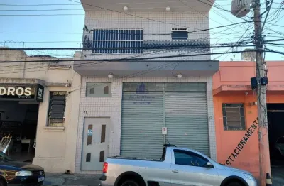 Kitnet para locação no centro de taubaté-sp: 1 quarto, 1 sala, 1 banheiro, 44m² de conforto e praticidade!