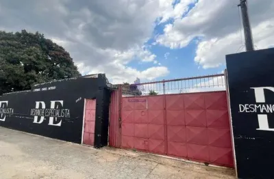 Área comercial em avenida de grande movimento com toda infra estrutura
