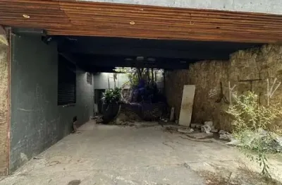 Galpão no centro de taubaté, ideal para bares e grandes magazines com carência extensiva , valor da locação a combinar !