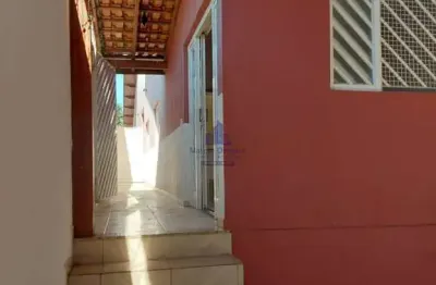 Casa com 3 quartos à venda no parque são luís, taubaté  por r$ 450.000