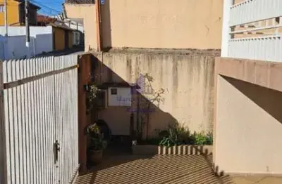 Casa com 3 quartos à venda no Parque Três Marias, Taubaté 