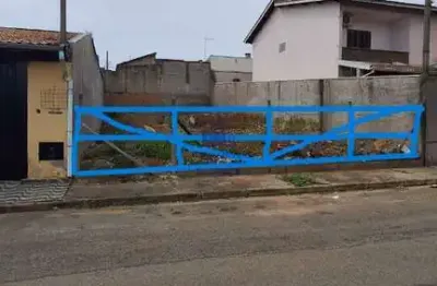 Terreno à venda no Residencial Estoril, Taubaté 