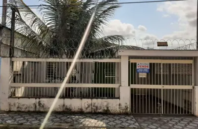 Casa com 3 quartos à venda no Centro, Taubaté 