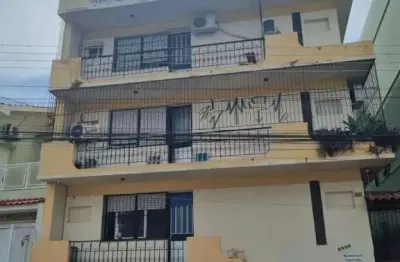 Apartamento com 2 quartos para alugar na Rua Pinheiro Machado, Centro, Santa Maria