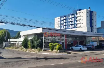 Pavilhão/lola com 2 estacionamentos privativos em camobi - pa1067