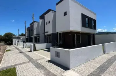 Residencial ouro verde - casa geminada com 2 dormitórios sendo 1 suíte e garagem - ca1209