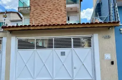 Lindo sobrado de 3 dormitórios (3 suítes), 4 vagas, ao lado do shopping maia, na região do picanço,