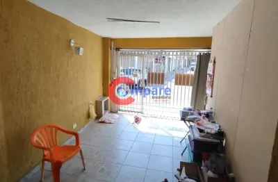 Sobrado para locação, com fins comercias, possuindo um amplo espaço e com otima localização na regi