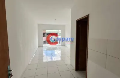 Sala comercial reformada com varanda no presidente dutra – ideal para profissionais e empresas!