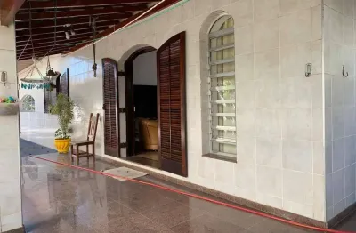 Excelentecasa à venda, com 800 metros de terreno, 361 metros de construção, 10 vagas  jardim do pap