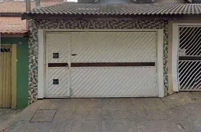 Casa térrea à venda – em frente ao supermercado nagumo