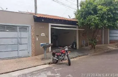 Casa à venda 2 quartos, 1 vaga, 10m², residencial jardim paineiras, lins - sp
